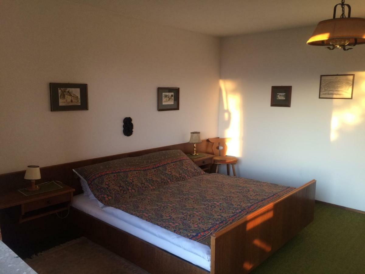 Haus Auer Apartment ไวแร็กก์ ภายนอก รูปภาพ