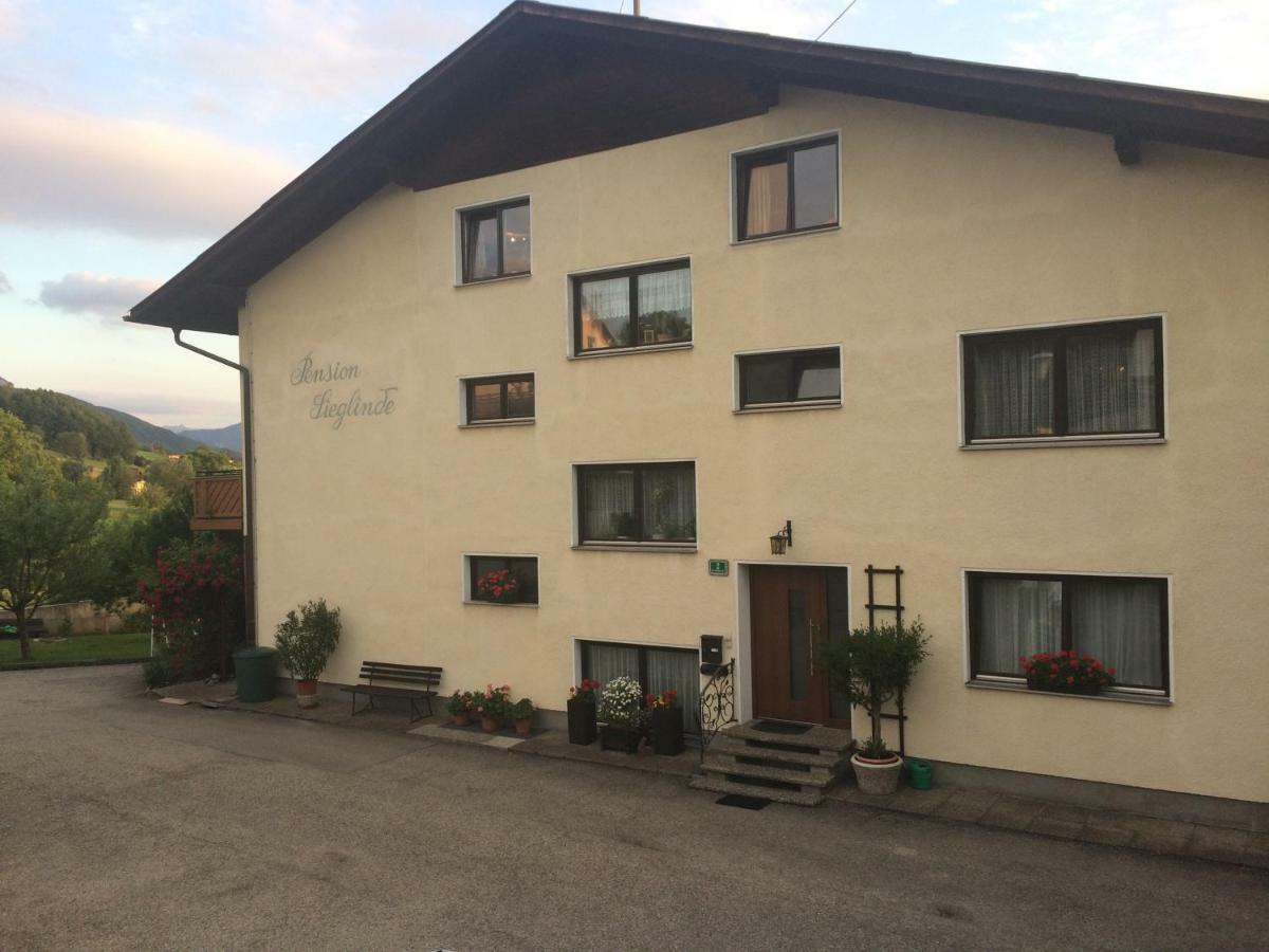Haus Auer Apartment ไวแร็กก์ ภายนอก รูปภาพ